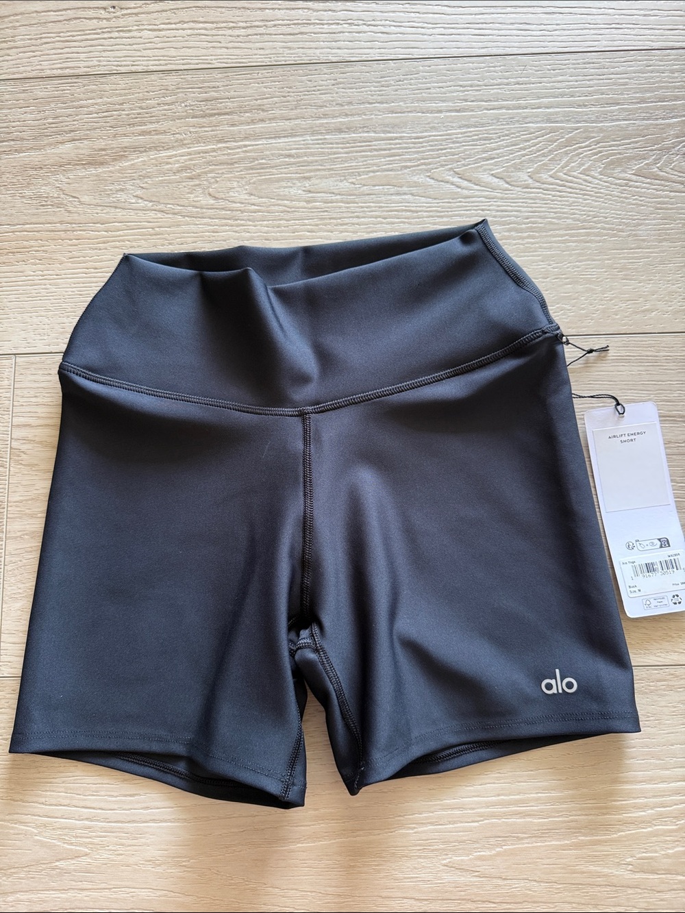 NEW Alo Airlift Energy Bike Shorts